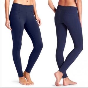 Athleta Metro High Waisted Legging in Medium TALL in Navy